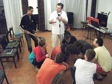 110817b.paty2.jpg (15969 bytes)